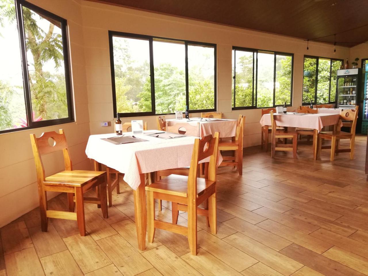 Hotel Brisas Arenal La Fortuna Dış mekan fotoğraf
