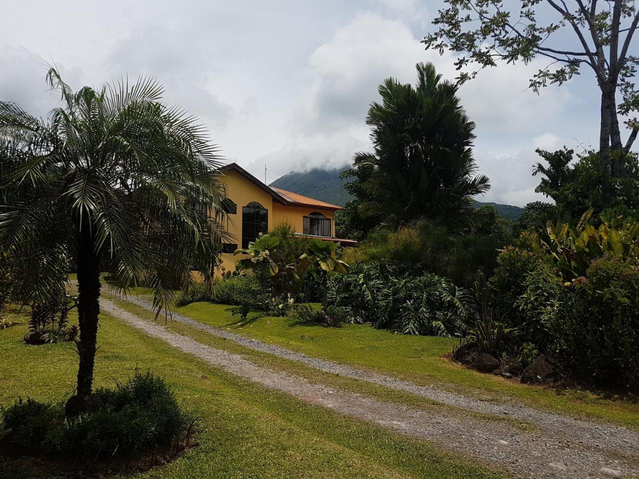 Hotel Brisas Arenal La Fortuna Dış mekan fotoğraf